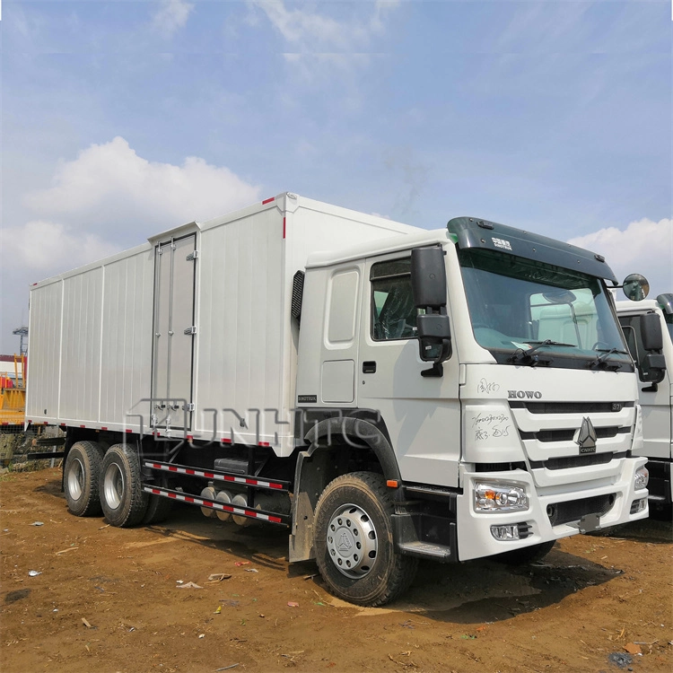 Cheap Price HOWO Brand 10 Wheels 25ton 30ton HOWO Van Truck Box Cargo Truck Price